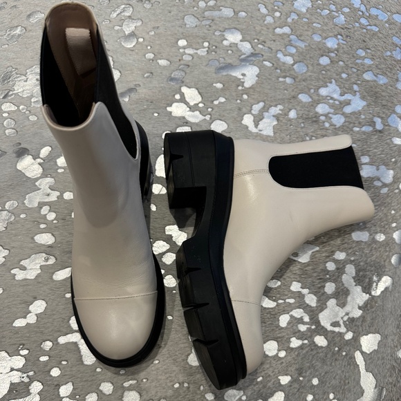 Stuart Weitzman Booties - Picture 1 of 2